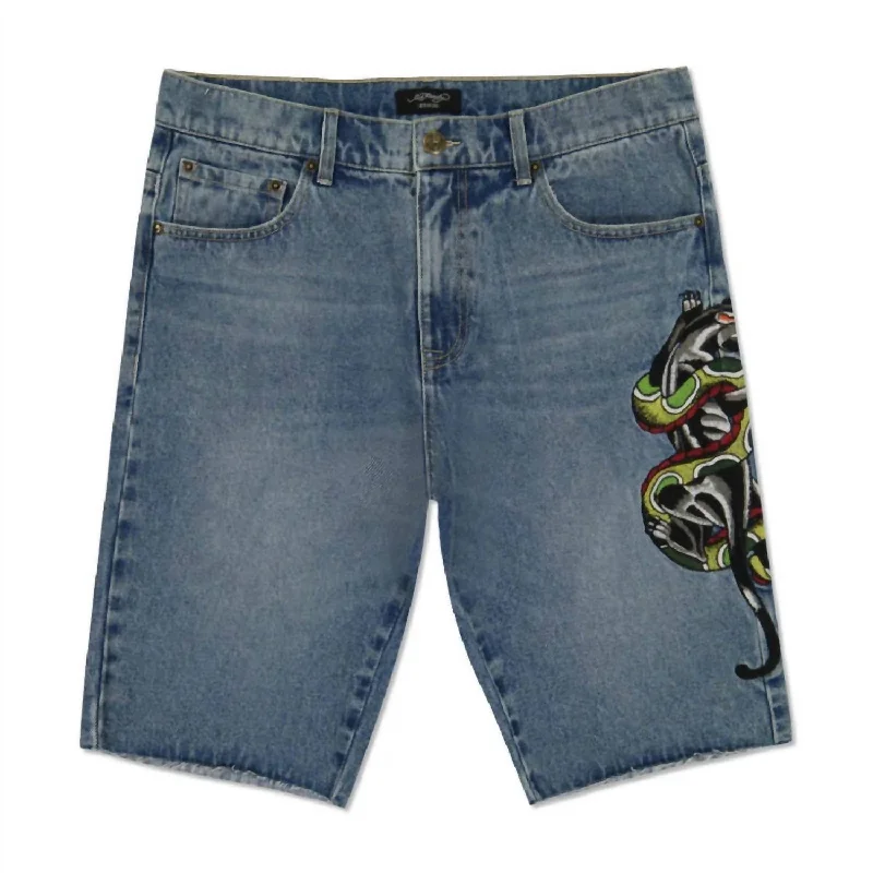 Men's Panther Snake Denim Skater Short In Medium Vintage