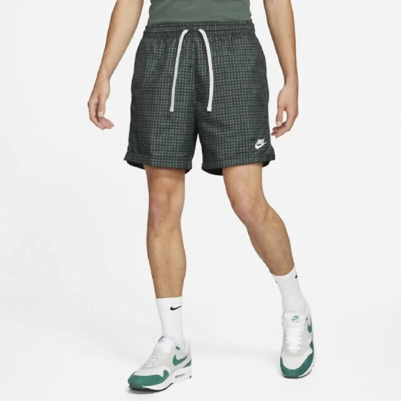 Men's Retro Grid Woven Shorts In Galactic Jade